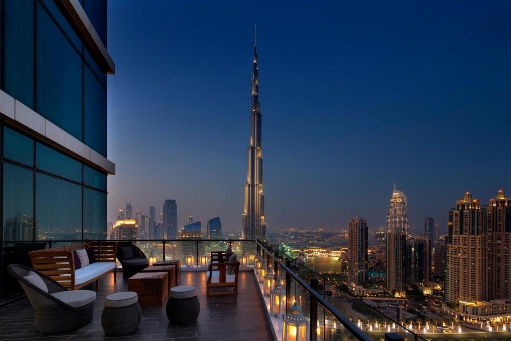الاماكن القريبة من فندق تاج دبي