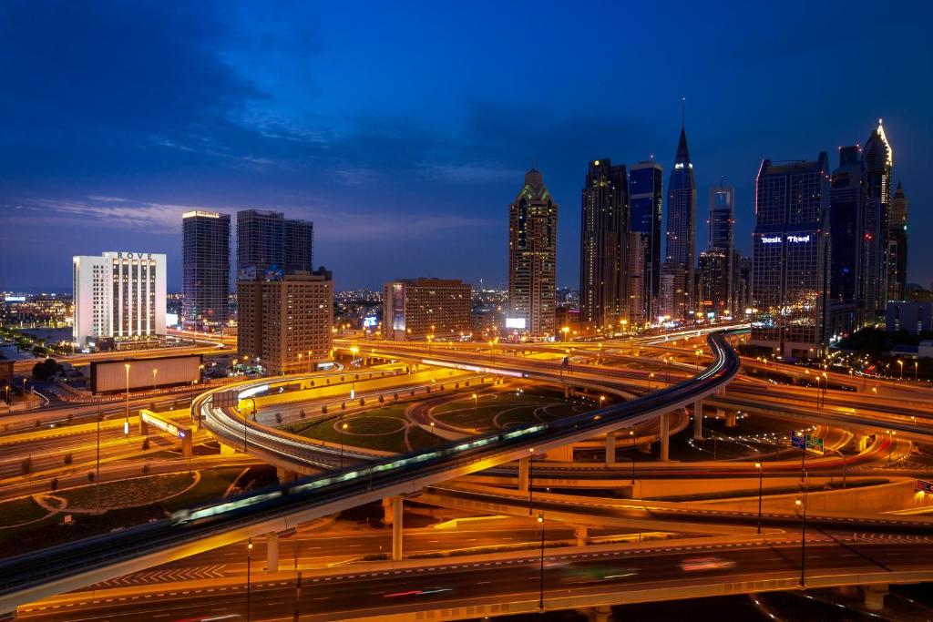 فنادق 3 نجوم في دبي شارع الشيخ زايد
