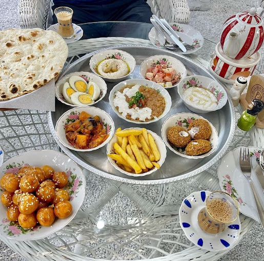 مطاعم فطور شعبي في دبي